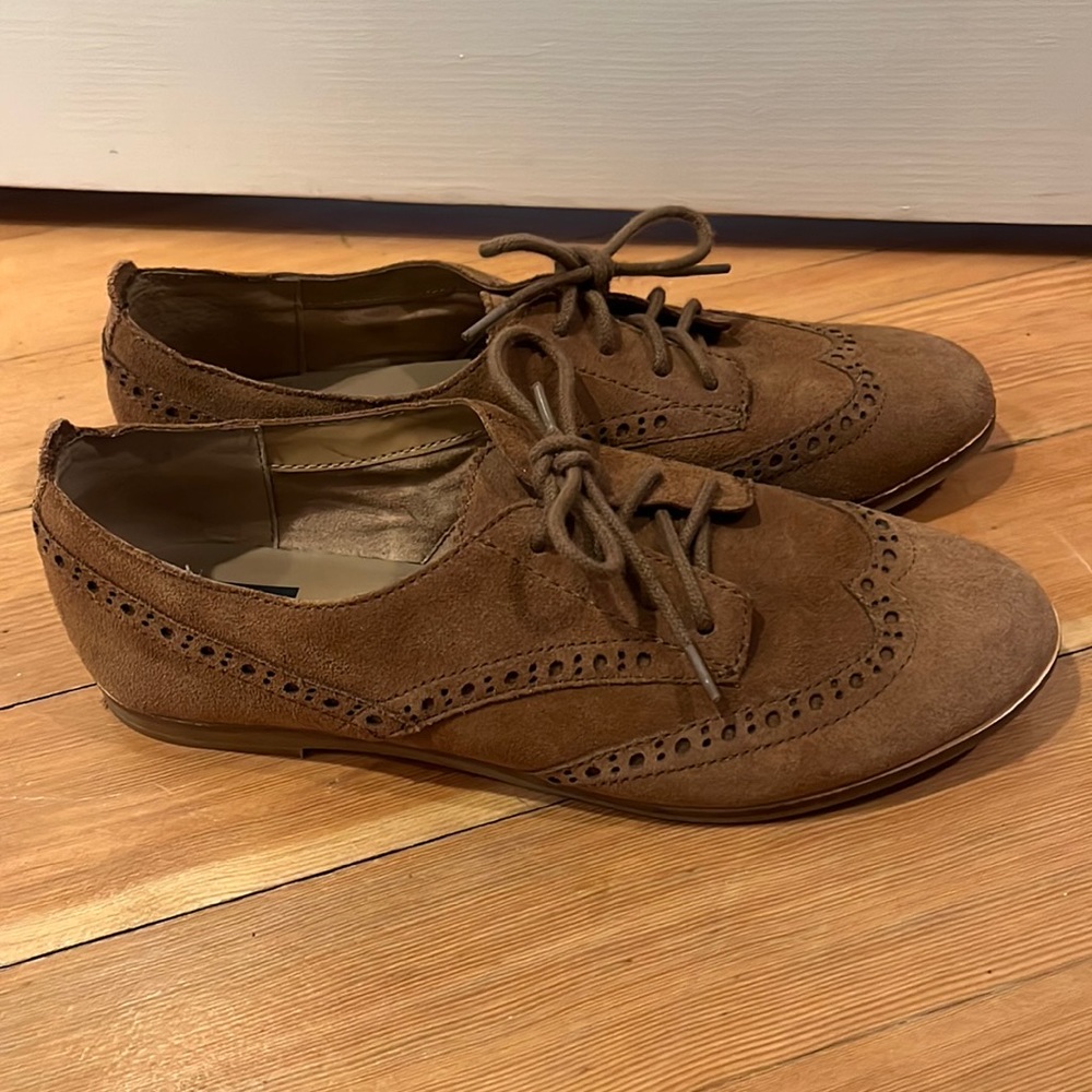 Dolce Vita Adelaine Oxfords in “saddle sue” brown